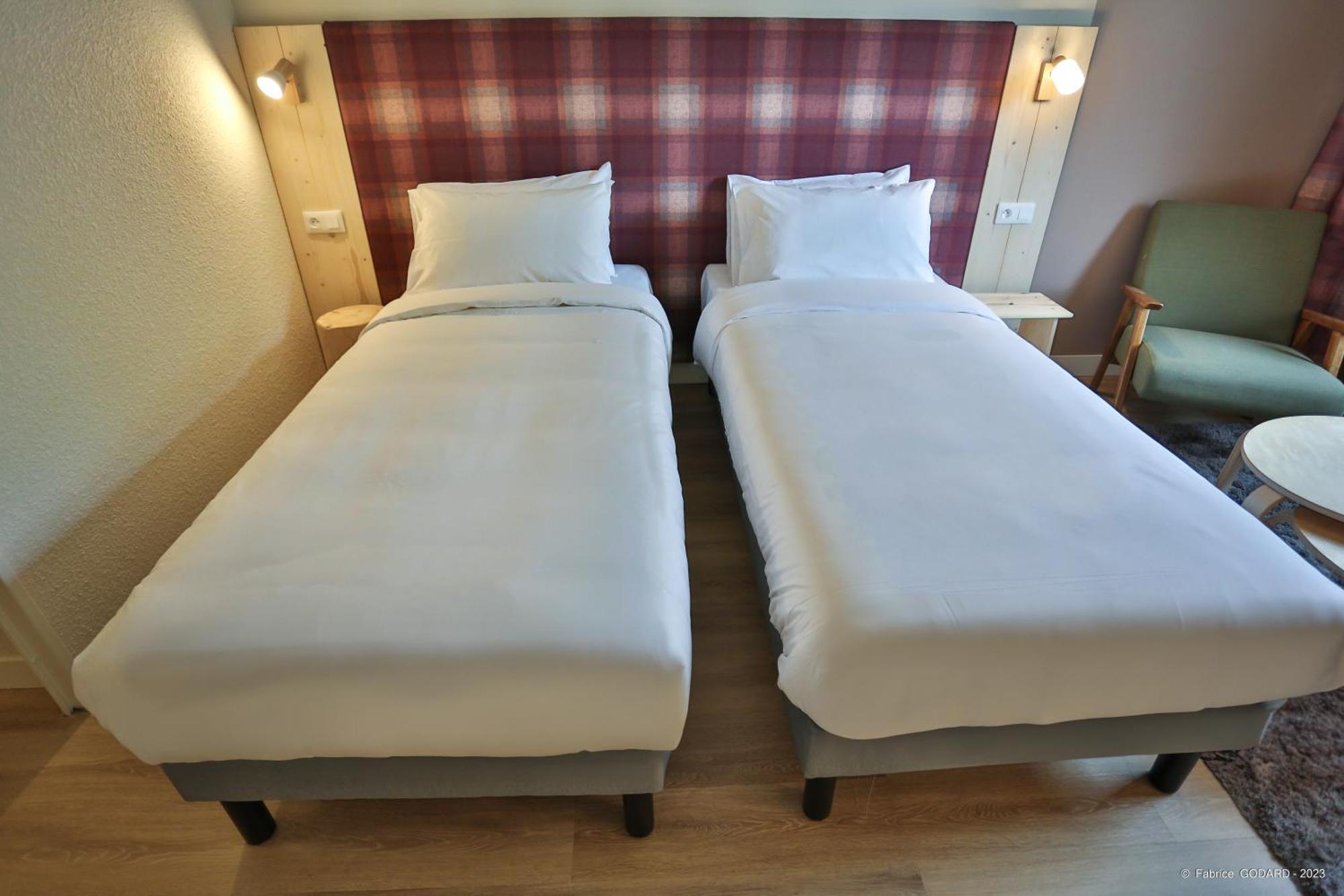 Hotel Le Refuge Des Sources Digne-les-Bains ภายนอก รูปภาพ