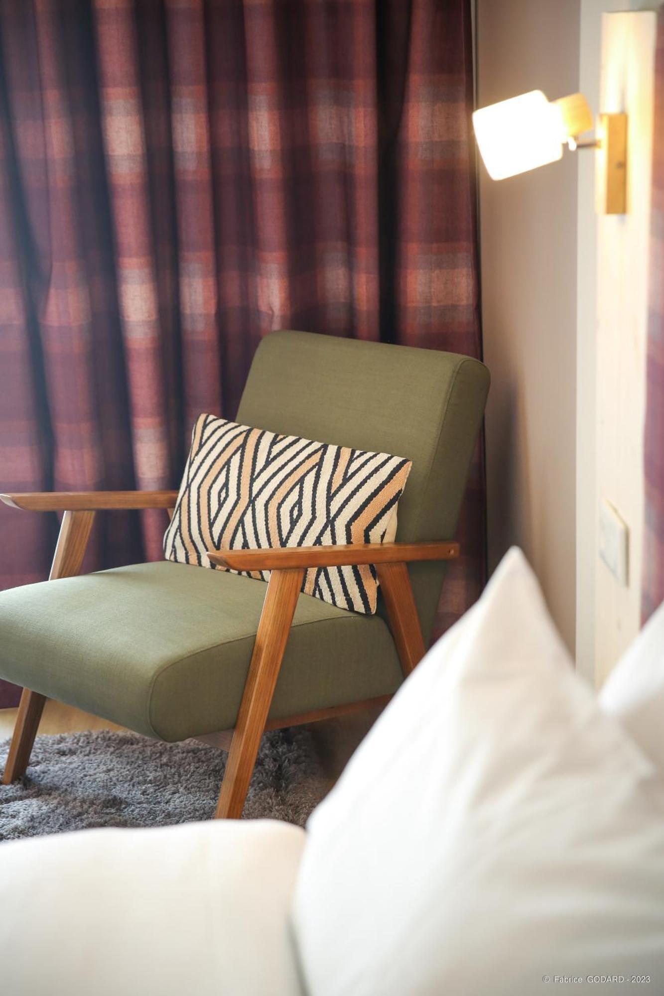 Hotel Le Refuge Des Sources Digne-les-Bains ภายนอก รูปภาพ